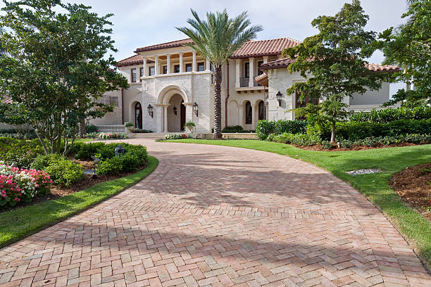 Best Driveway Paving Contractor  in Hawaiian Gardens, CA